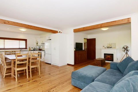GERR14C - Salty Dog - Foster Accommodation 1