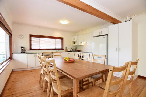 GERR14C - Salty Dog - Foster Accommodation 2