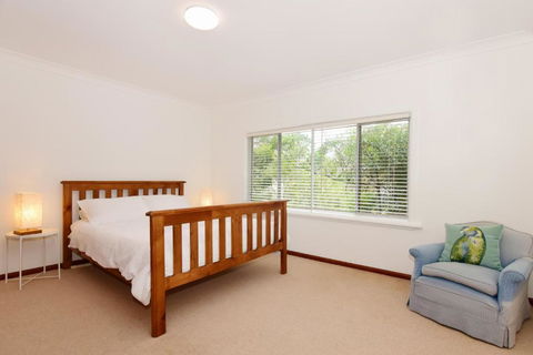GERR14C - Salty Dog - Foster Accommodation 4