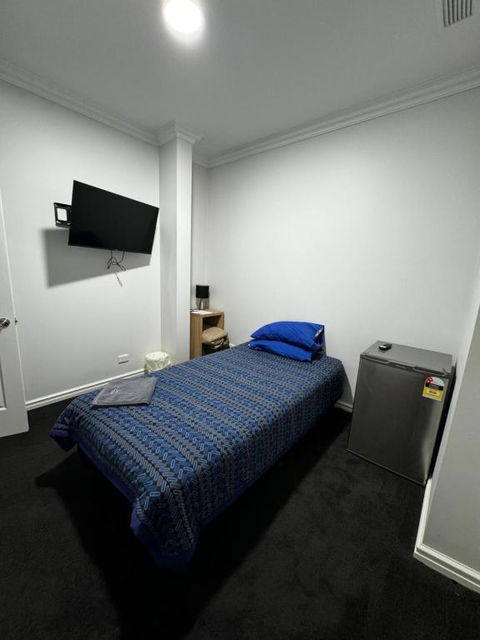 GHK - Grand Hotel Kalgoorlie - Foster Accommodation 1