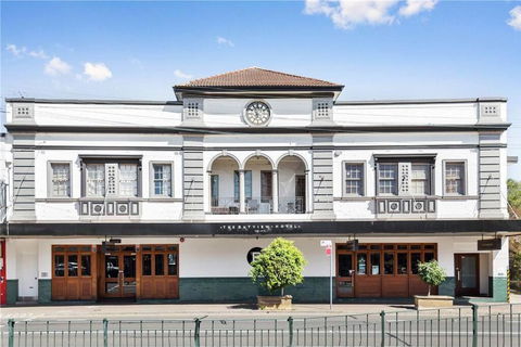 GLAD1 - Monash Rd - Gladesville - Foster Accommodation 2