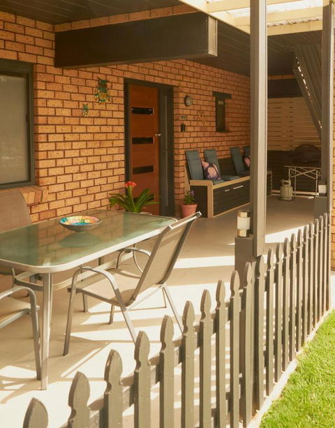 GOLDFIELDS STUDIO APARTMENT, Beaconsfield - Fully Self-contained, Air-conditioning - Foster Accommodation 1