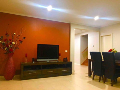 Golf View Charm - Foster Accommodation 0