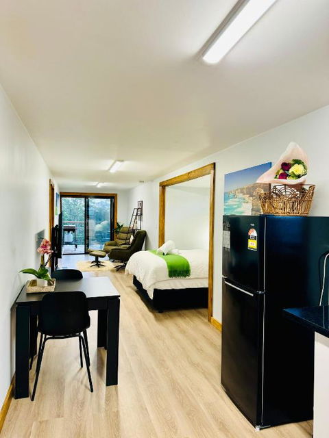 GORGE Chocolates Tiny House - Foster Accommodation 3