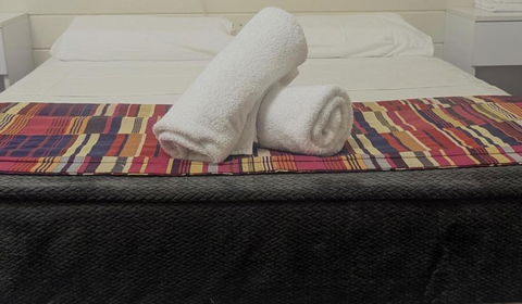 GRAND CENTRAL HOTEL PROSERPINE - Foster Accommodation 1