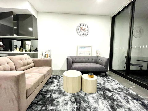 GREEN Skyline View2BR Close To Easter Show - Foster Accommodation 0