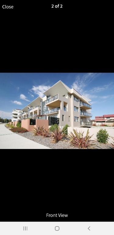 GREENWAY WATERS Apartments - Foster Accommodation 0