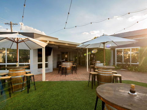 Ibis Styles Orange - Foster Accommodation 2