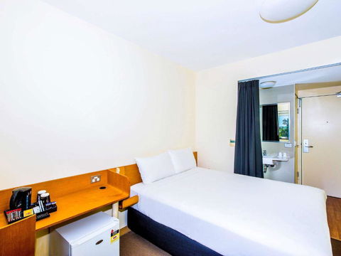 Ibis Budget Sydney Olympic Park - Foster Accommodation 2