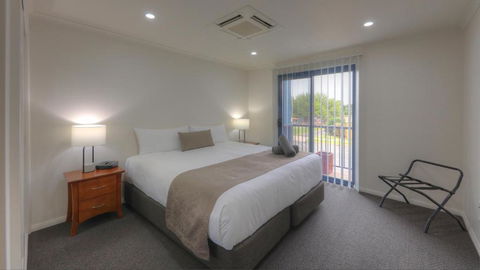 INVERELL RSM CLUB MOTEL - Foster Accommodation 3