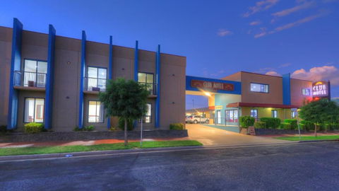 INVERELL RSM CLUB MOTEL - Foster Accommodation 0