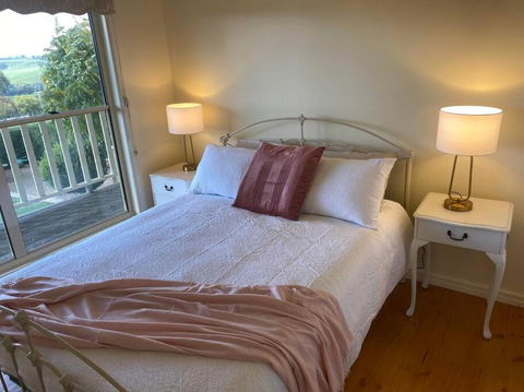 IRONBARK FARM Farmhouse On 52 Acres In The Scenic Yarra Valley - Foster Accommodation 3