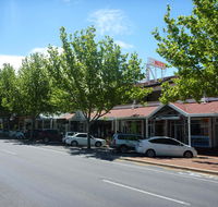 Adelaide Travellers Inn Backpackers Hostel - Foster Accommodation