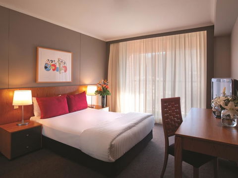 Adina Apartment Hotel Sydney Town Hall - Foster Accommodation 2