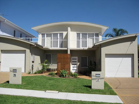 Adrift, 5B Scott Street - Foster Accommodation 1