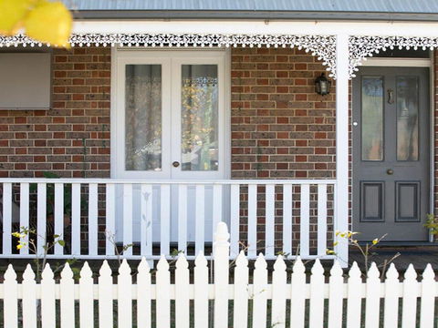 Advilla - Stylish, Charming And Central Location - Foster Accommodation 3