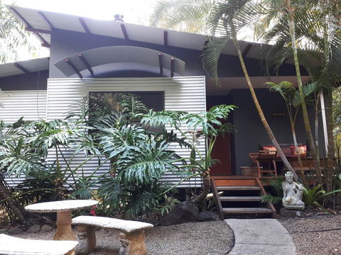 Alaya Escape - Foster Accommodation 2
