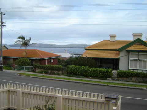 Albany Historic Cottage - Foster Accommodation 2