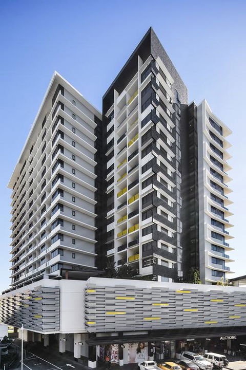 Alcyone Hotel Residences - Foster Accommodation 3