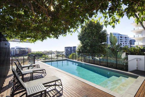 Alcyone Hotel Residences - Foster Accommodation 2