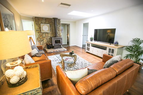 Alderwood - Foster Accommodation 1