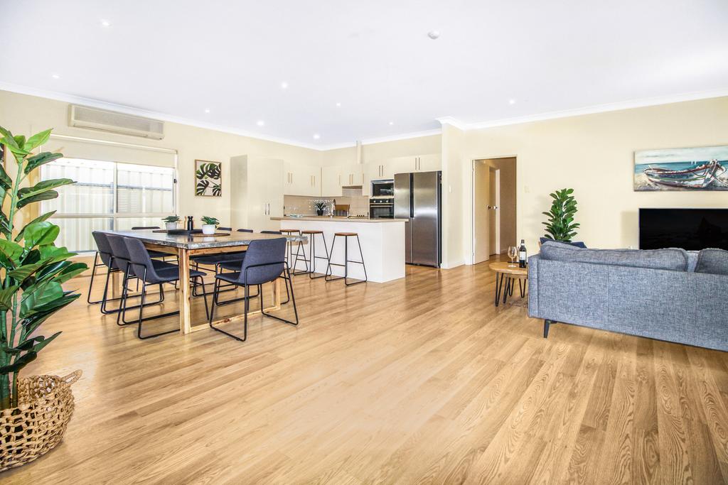 Aldinga SA Foster Accommodation