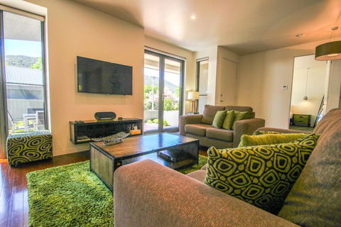 Alegria - Foster Accommodation 2