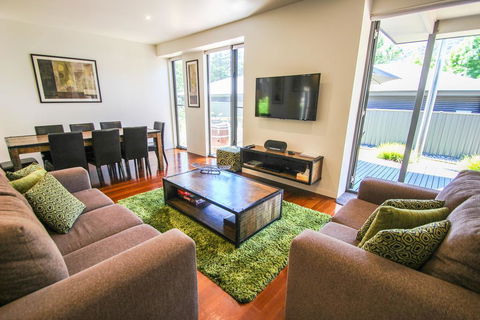 Alegria - Foster Accommodation 0