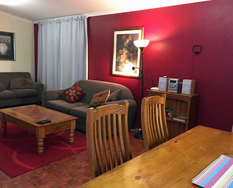 Alexander Cottage - Foster Accommodation 0