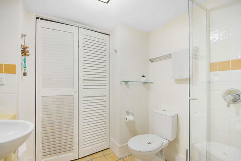 ALEXANDRA BEACH RESORT-ALEX412 - Foster Accommodation 2