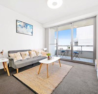 All amenities only downstairs 20 mins to CBD - Foster Accommodation