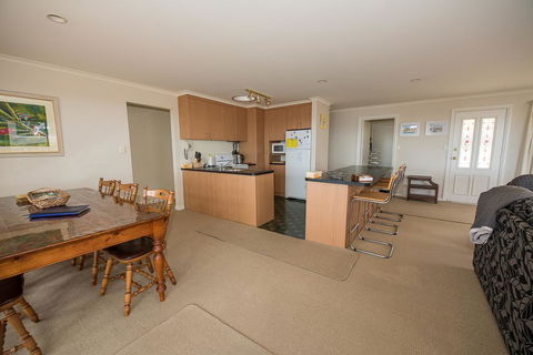 Allure - Foster Accommodation 0