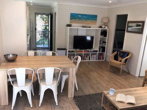 ALOHA AT BLUEYS - Foster Accommodation 0