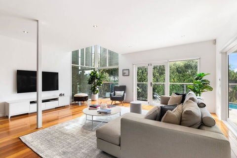 Amalfi Dream - Luxury Villa With Pool And Spa, Walk To Beach And Shops - Foster Accommodation 3