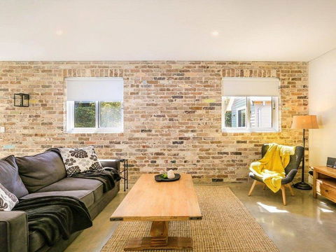 Amaroo - Modern, Luxurious And Chic - Foster Accommodation 2