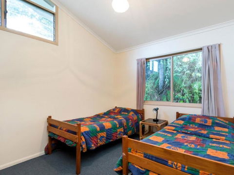 Amaroo House - Foster Accommodation 2