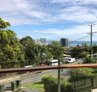 Amazing apartment ocean views and hot tub on balcony - Coolangatta - Foster Accommodation