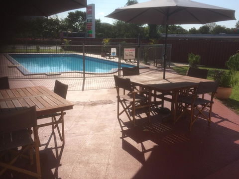 Ambassador Motel - Foster Accommodation 2
