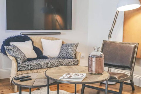 Ambrose On Byng - Central Location W/ 2 Bathroom - Foster Accommodation 2