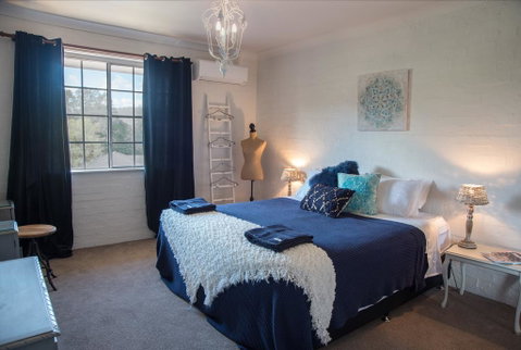 Angel Sussurri - Foster Accommodation 0