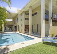 ANGOURIE HOUSE - SALT VILLAGE - Foster Accommodation