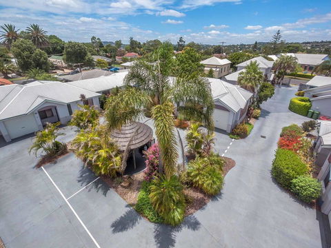 Annand Mews Apartments - Foster Accommodation 0