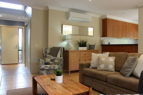 Annie's Place - Foster Accommodation 1
