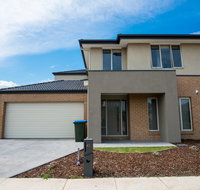 Apple House Point Cook - Foster Accommodation