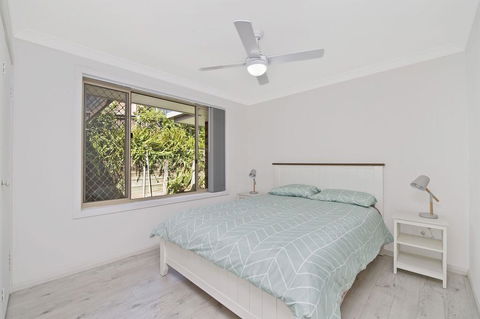 Aqualuna At Lighthouse Beach 8 Capalla Court - Foster Accommodation 3
