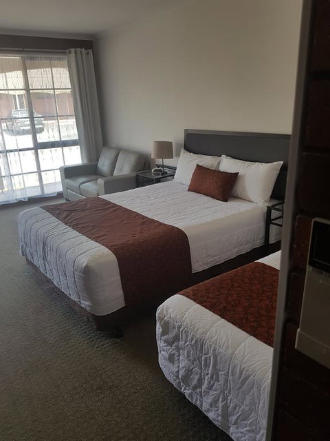 Ararat Colonial Lodge Motel - Foster Accommodation 3