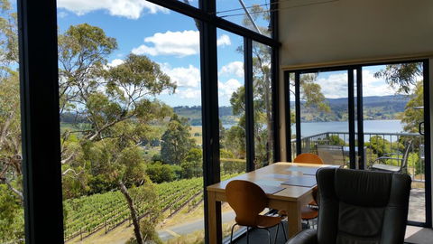 Armalong Winery Chalets - Foster Accommodation 1