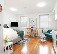Art Deco Designer Studio in Lewisham - Foster Accommodation