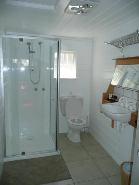 Madam Saddler - On Fraser Clunes - Foster Accommodation 3