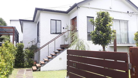 Maple Villa - The Beach House By The Bay - Foster Accommodation 1